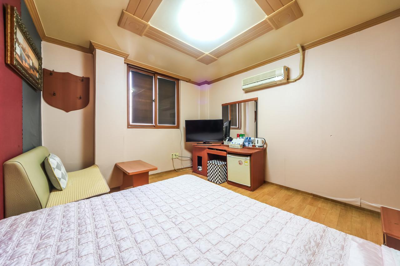 Nampo One Motel Пусан Екстериор снимка