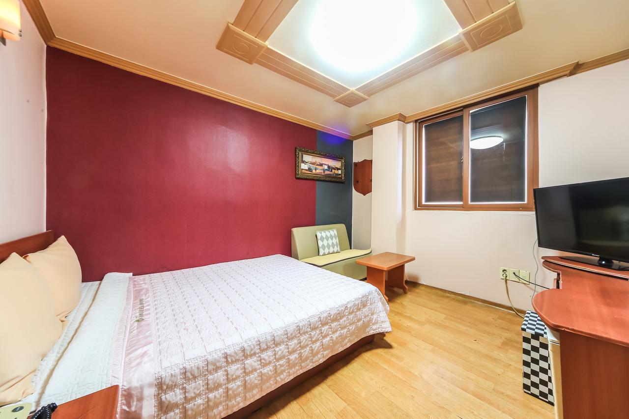 Nampo One Motel Пусан Екстериор снимка