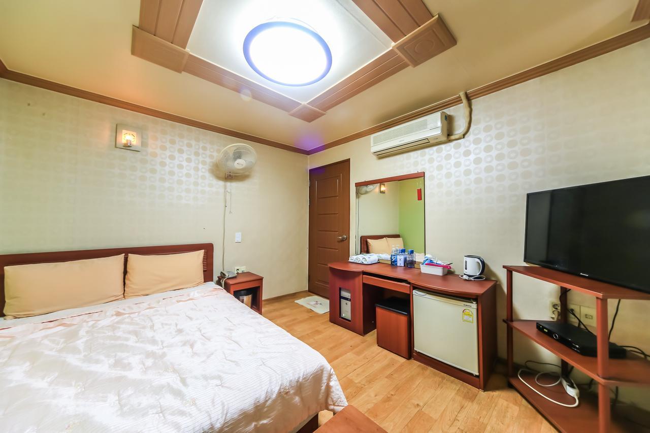 Nampo One Motel Пусан Екстериор снимка