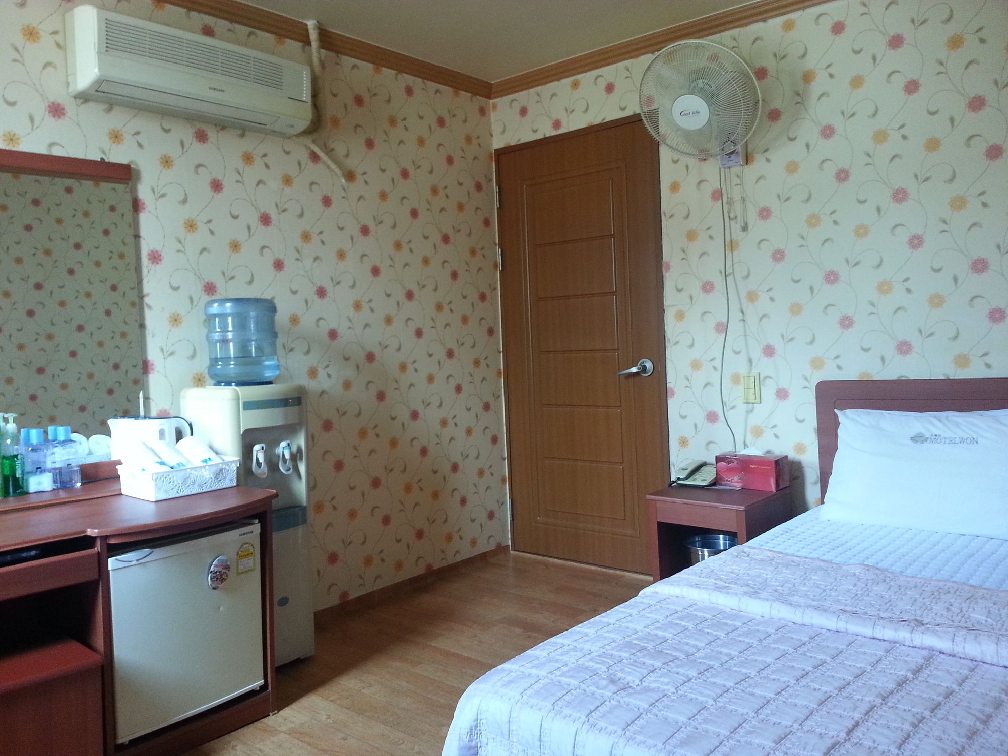 Nampo One Motel Пусан Екстериор снимка
